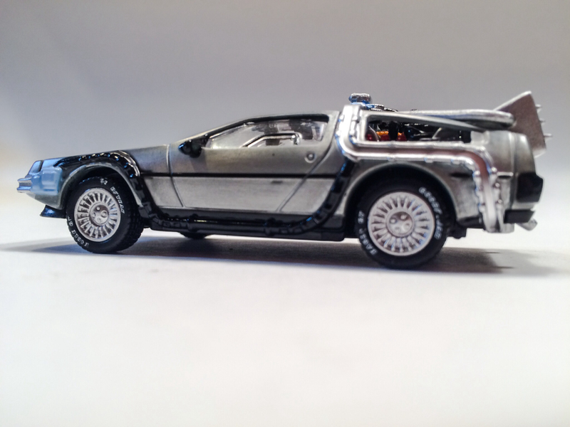 Illustration for article titled Hot Wheels Elite: Delorean BTTF Time Machine